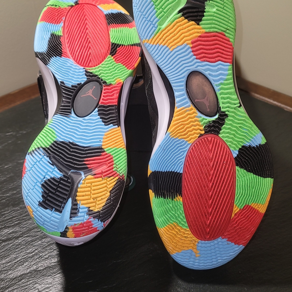 Nike Air JORDAN Zoom Separate Men's Black Sneakers with Multicolor Accents BNIB - Picture 15 of 15